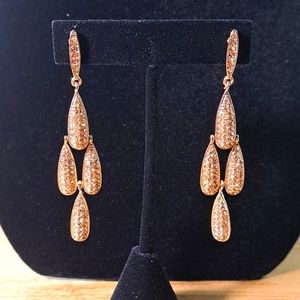 Cashe gold tone tear drop earrings